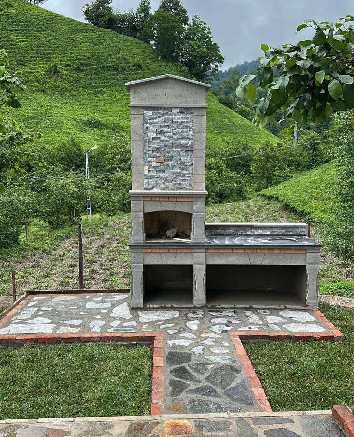 Bahçeniz İçin Taş Barbekü ve Dış Mekân Şömine Çözümleri