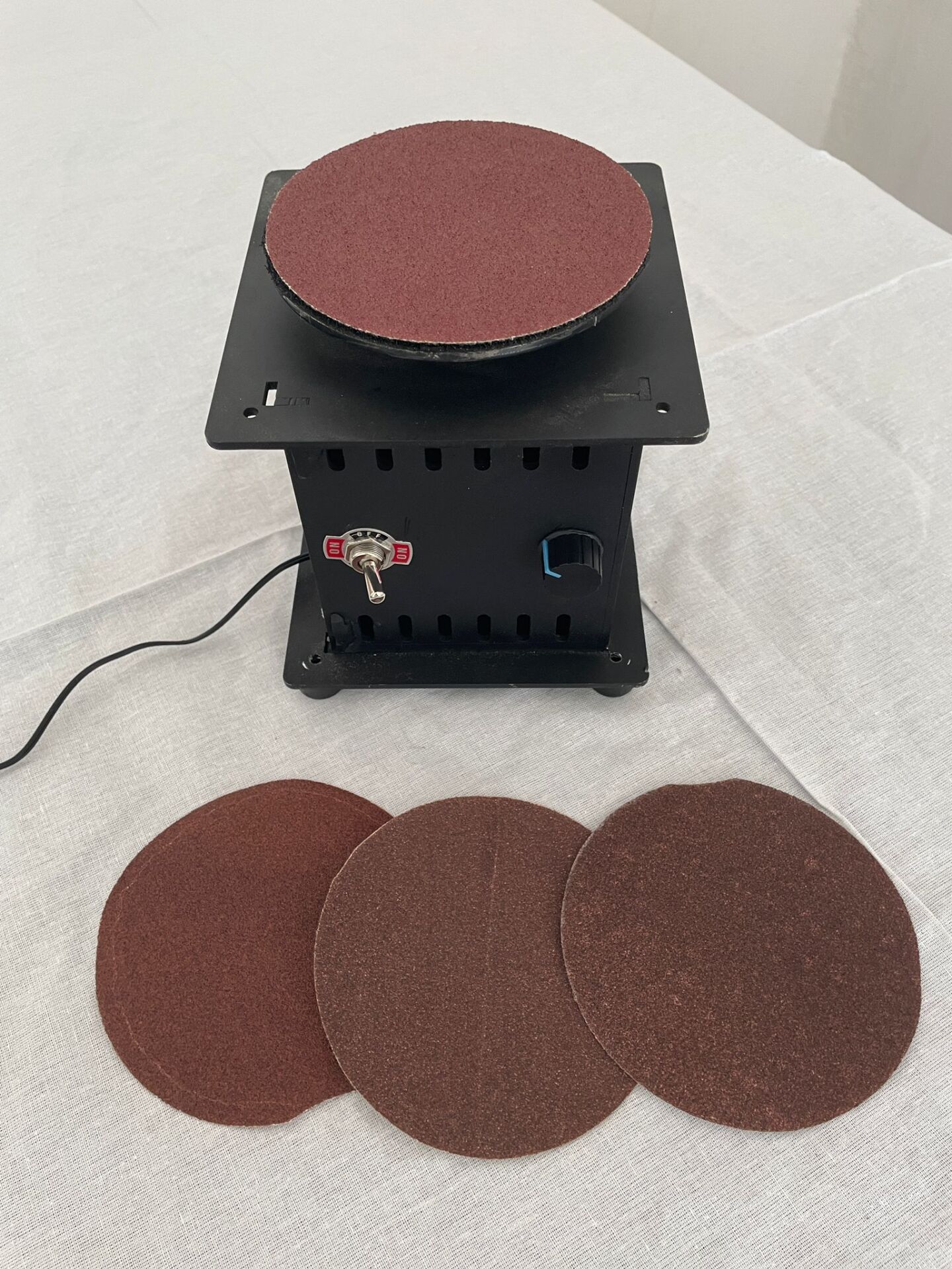Disk Zımpara Makinesi - 115mm Cırtlı Disk Zımparalara Uygun