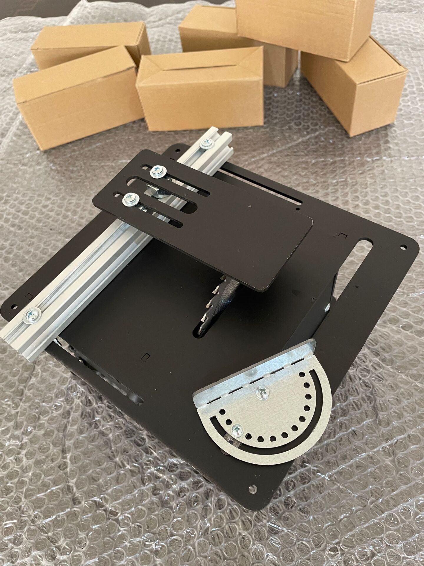 Mini Tezgah Tipi Daire Testere – 150W Güç, 115mm Bıçak ile Yüksek Kesim Performansı